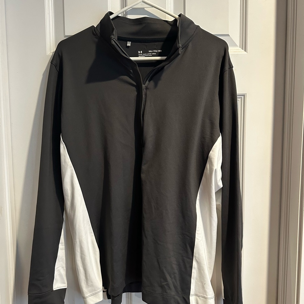Under Armour Black and White Pullover